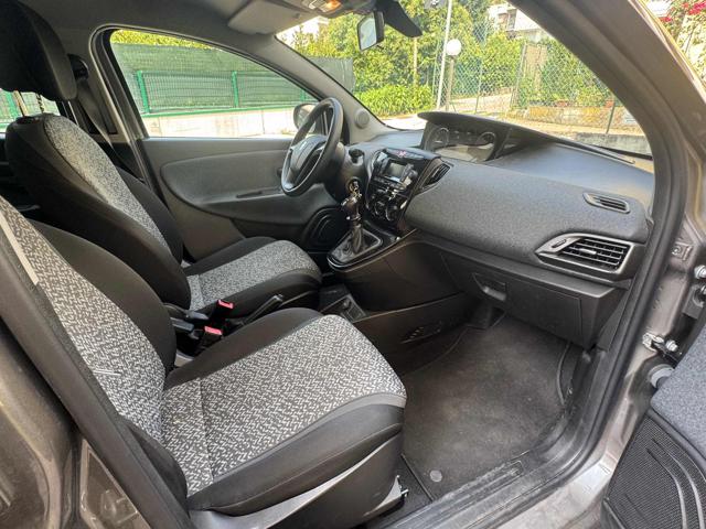 LANCIA Ypsilon usata 16