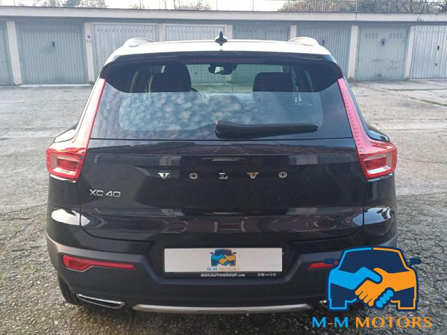 VOLVO XC40 usata, con Autoradio
