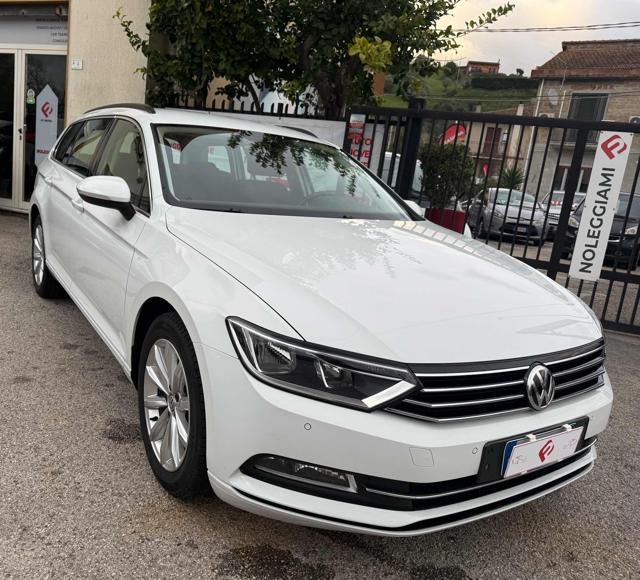VOLKSWAGEN Passat Variant usata, con Sensore di pioggia