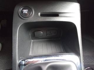 RENAULT Captur usata, con USB