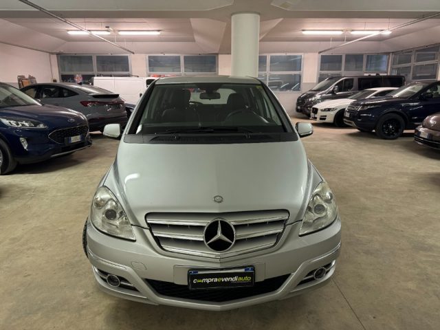 MERCEDES-BENZ B 180 usata, con Airbag laterali