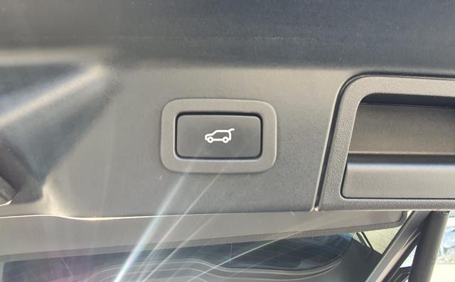 LAND ROVER Range Rover Velar usata, con Vetri oscurati