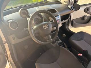TOYOTA Aygo usata, con Fendinebbia