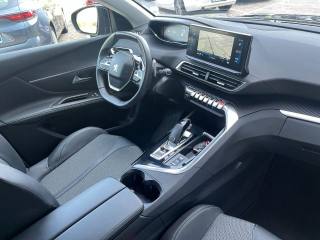 PEUGEOT 5008 usata, con Park Distance Control