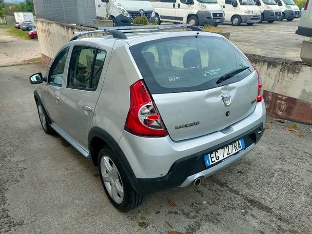 DACIA Sandero usata, con Lettore CD