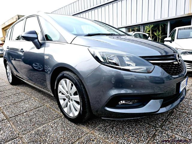 OPEL Zafira usata, con Airbag