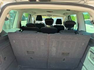 VOLKSWAGEN Sharan usata, con Autoradio