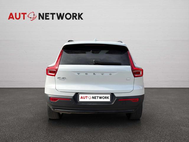 VOLVO XC40 usata, con Autoradio
