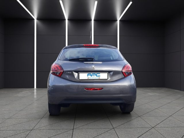 PEUGEOT 208 usata, con Alzacristalli elettrici