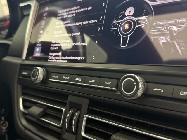 PORSCHE Macan usata, con Fari LED