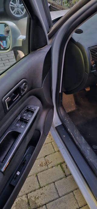 VOLKSWAGEN Golf usata, con Antifurto