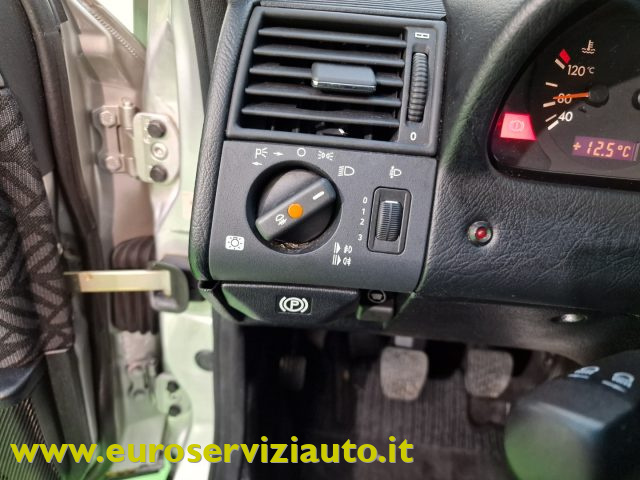 MERCEDES-BENZ C 180 usata 24