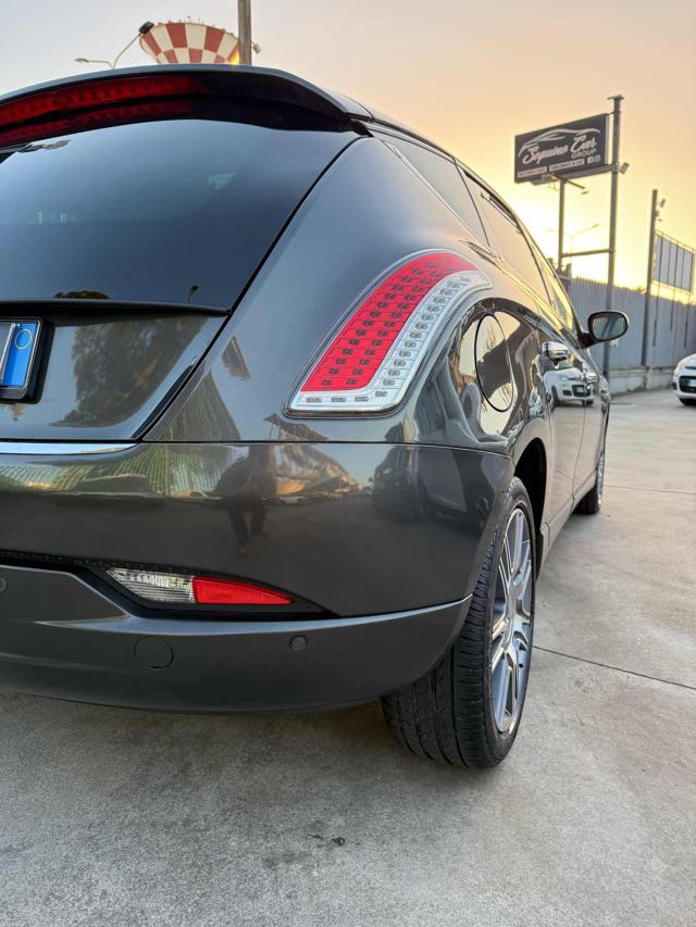 LANCIA Delta usata, con Alzacristalli elettrici