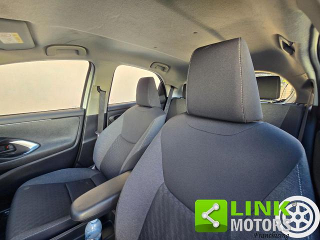 TOYOTA Yaris usata, con Touch screen