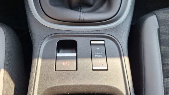 JEEP Avenger usata, con Fari LED