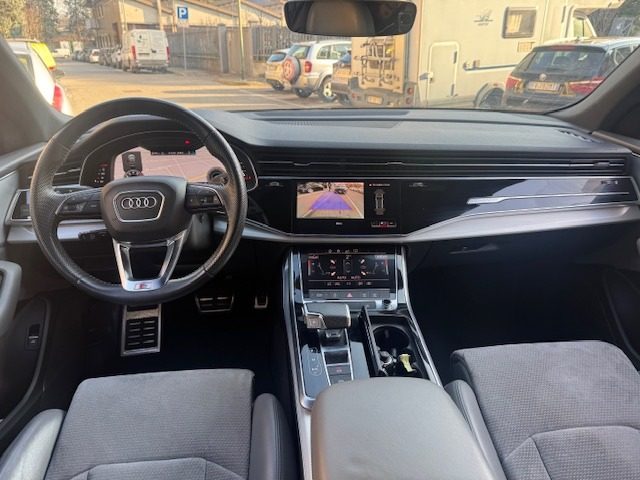 AUDI Q8 usata, con Cerchi in lega