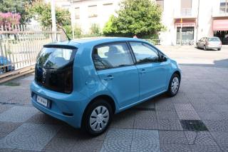 VOLKSWAGEN up! usata, con Autoradio