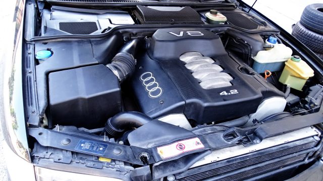 AUDI A8 usata, con Controllo trazione