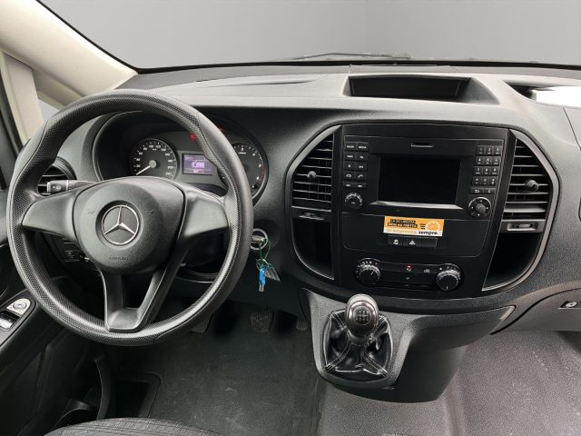 MERCEDES-BENZ Vito usata 8