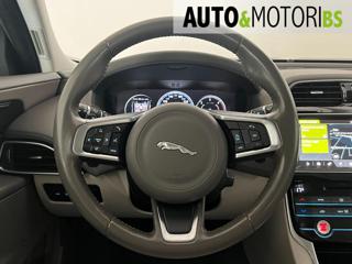 JAGUAR XE usata, con Controllo automatico clima