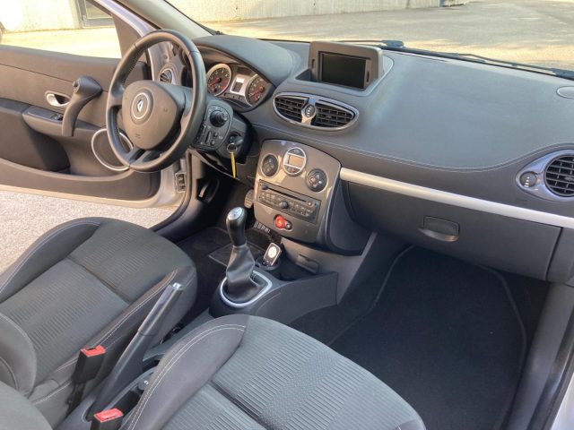 RENAULT Clio usata, con Lettore CD