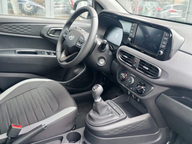 HYUNDAI i10 usata, con Controllo trazione