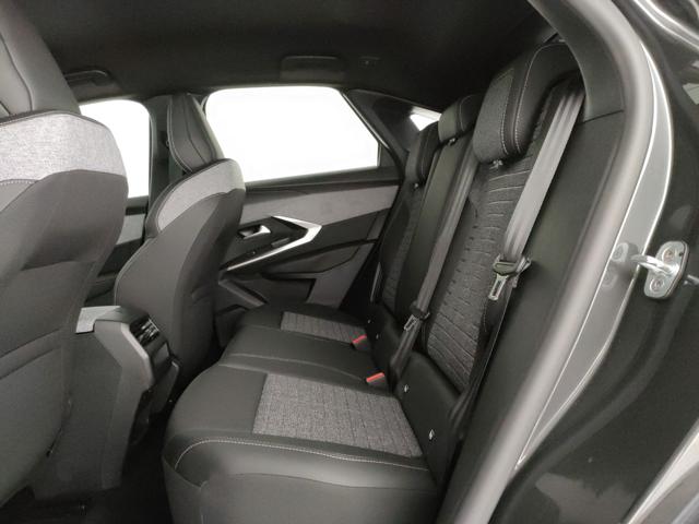 PEUGEOT 3008 usata, con Sedile posteriore sdoppiato