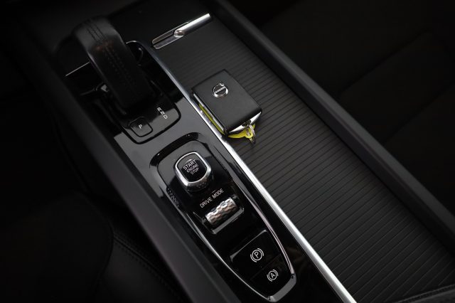 VOLVO XC60 usata 12