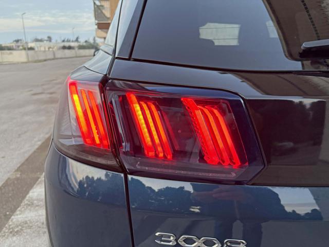 PEUGEOT 3008 usata, con Controllo elettronico della corsia