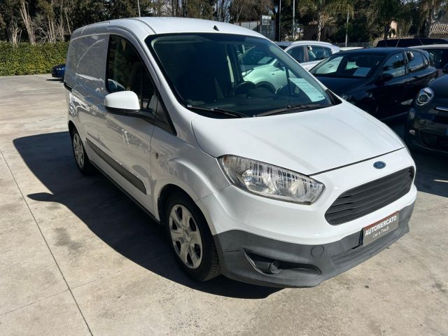 FORD Transit Courier usata, con Alzacristalli elettrici