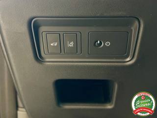 LAND ROVER Discovery usata, con Touch screen