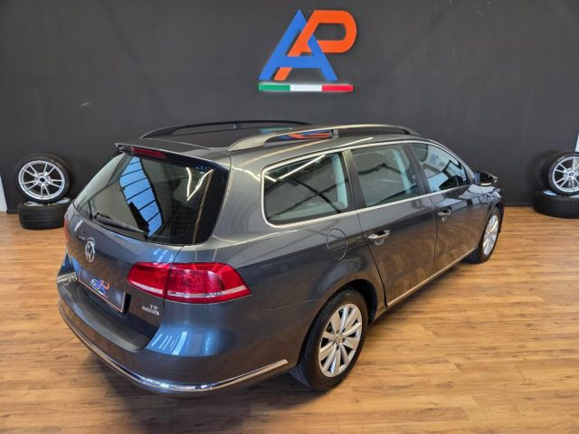 VOLKSWAGEN Passat usata, con Airbag laterali