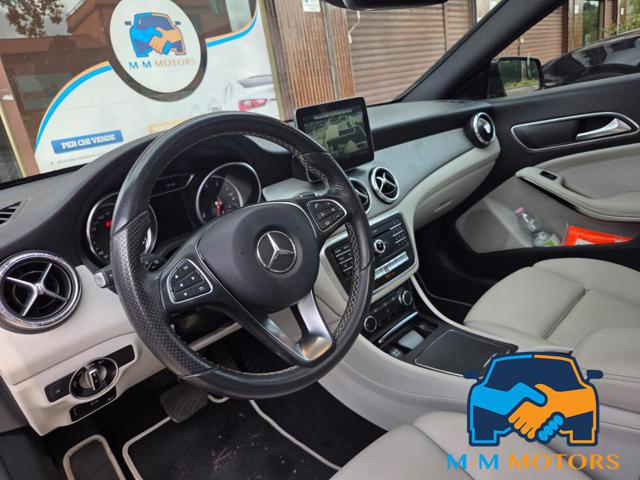 MERCEDES-BENZ CLA 200 usata, con Chiusura centralizzata