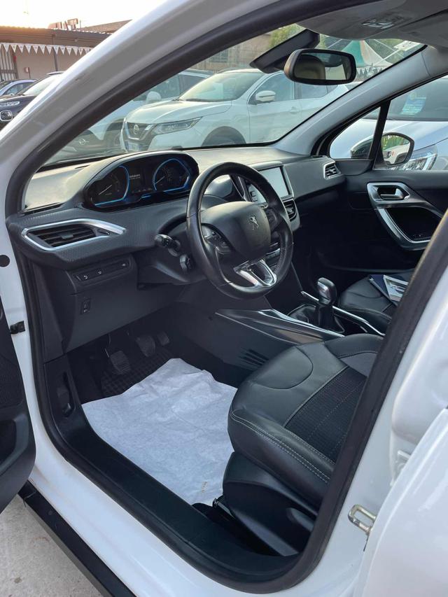 PEUGEOT 2008 usata, con Controllo trazione