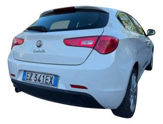 ALFA ROMEO Giulietta usata, con Autoradio