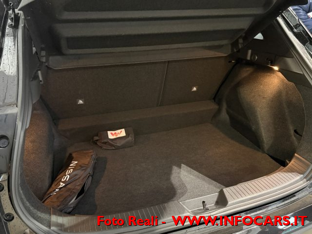 NISSAN Qashqai usata, con Luci diurne LED