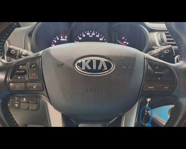 KIA Rio usata, con Volante in pelle