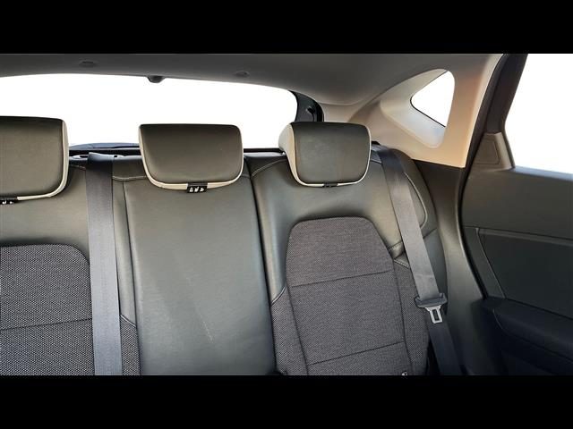 RENAULT Captur usata, con Controllo automatico clima