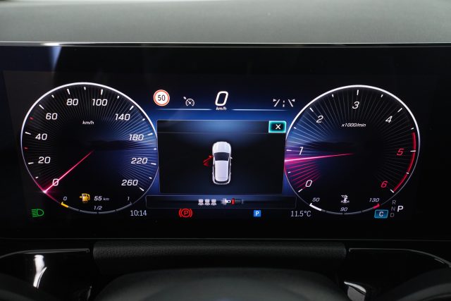 MERCEDES-BENZ CLA usata 12