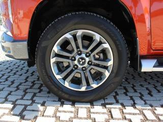 MITSUBISHI L200 usata, con Airbag Passeggero