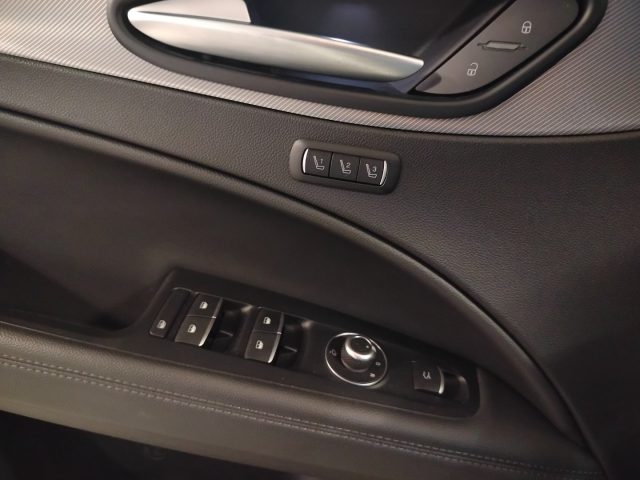 ALFA ROMEO Stelvio usata, con Sensore di luce
