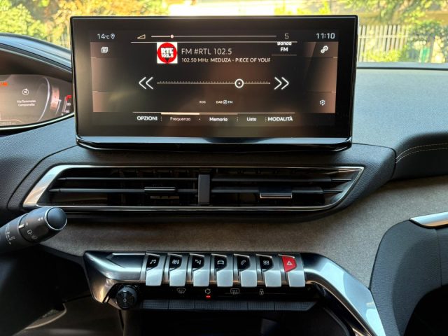PEUGEOT 5008 usata, con Controllo automatico clima