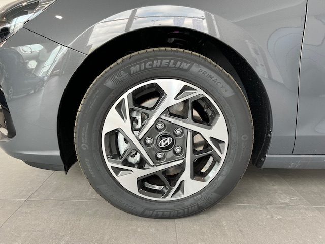 HYUNDAI i30 usata, con Servosterzo