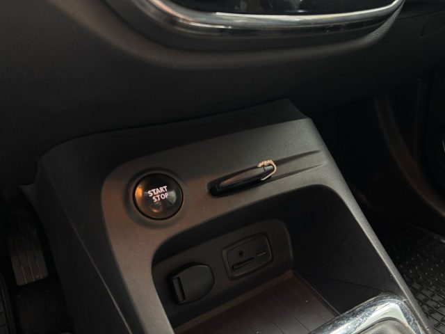 RENAULT Captur usata, con Lettore CD