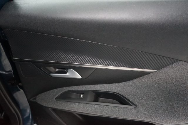 PEUGEOT 3008 usata, con Frenata d