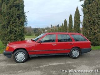 MERCEDES-BENZ 300 usata, con Autoradio