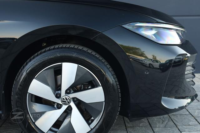 VOLKSWAGEN Passat usata, con Sensori di parcheggio posteriori