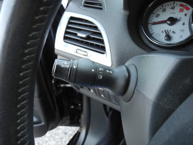 RENAULT Megane usata, con Chiusura centralizzata senza chiave