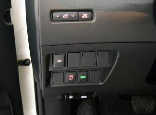 NISSAN Qashqai usata, con Controllo automatico clima