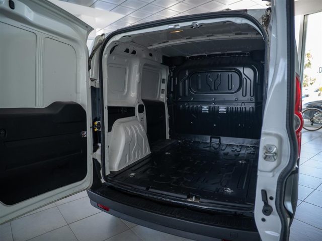 FIAT Doblo usata, con Freno di stazionamento elettrico